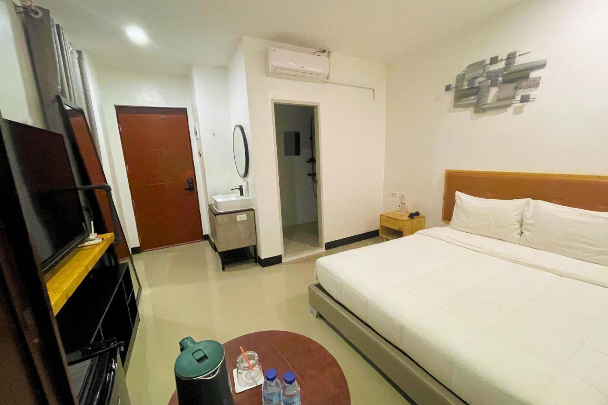 Hotel Halo Angeles City Quarto foto