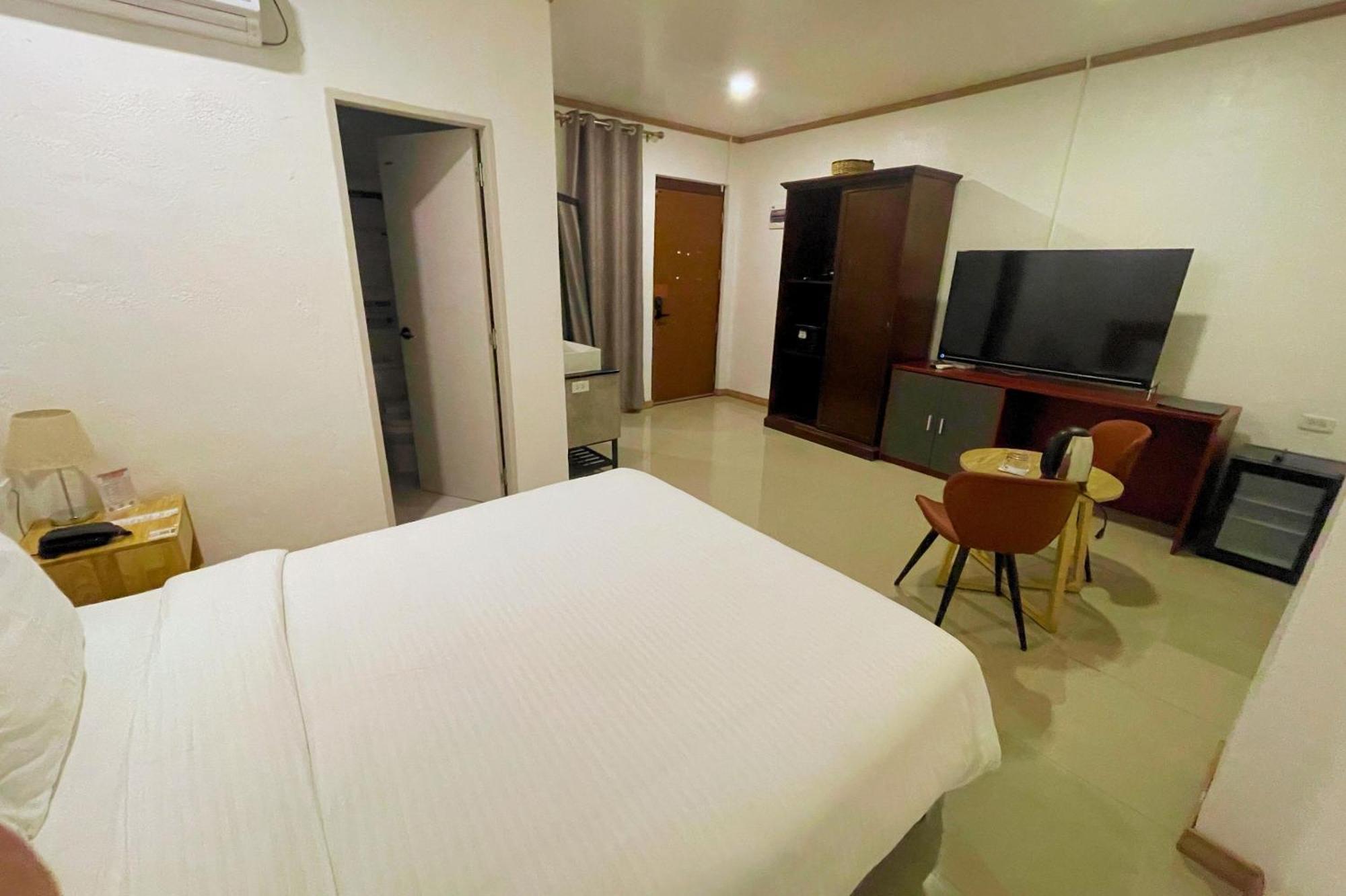 Hotel Halo Angeles City Quarto foto