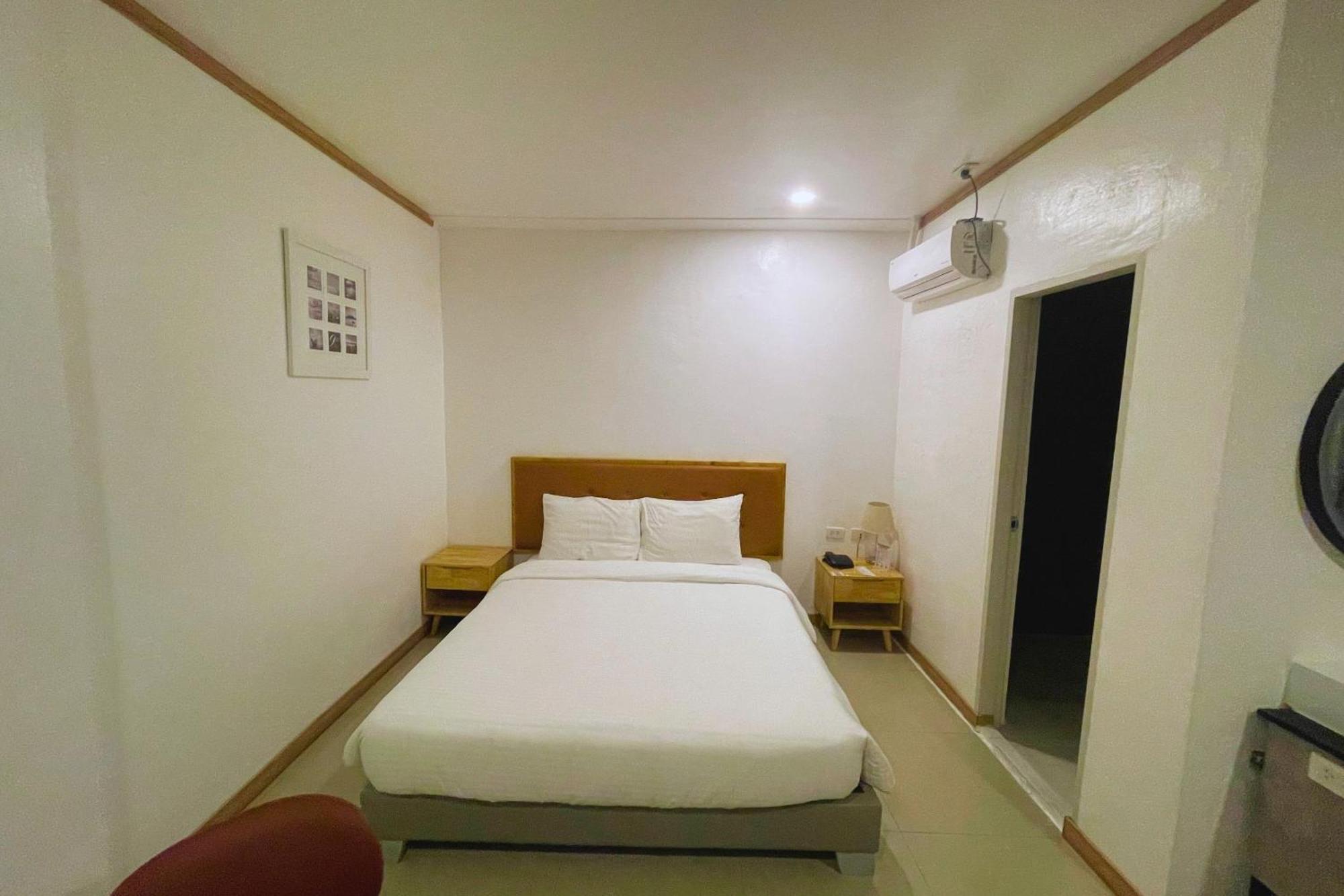 Hotel Halo Angeles City Quarto foto