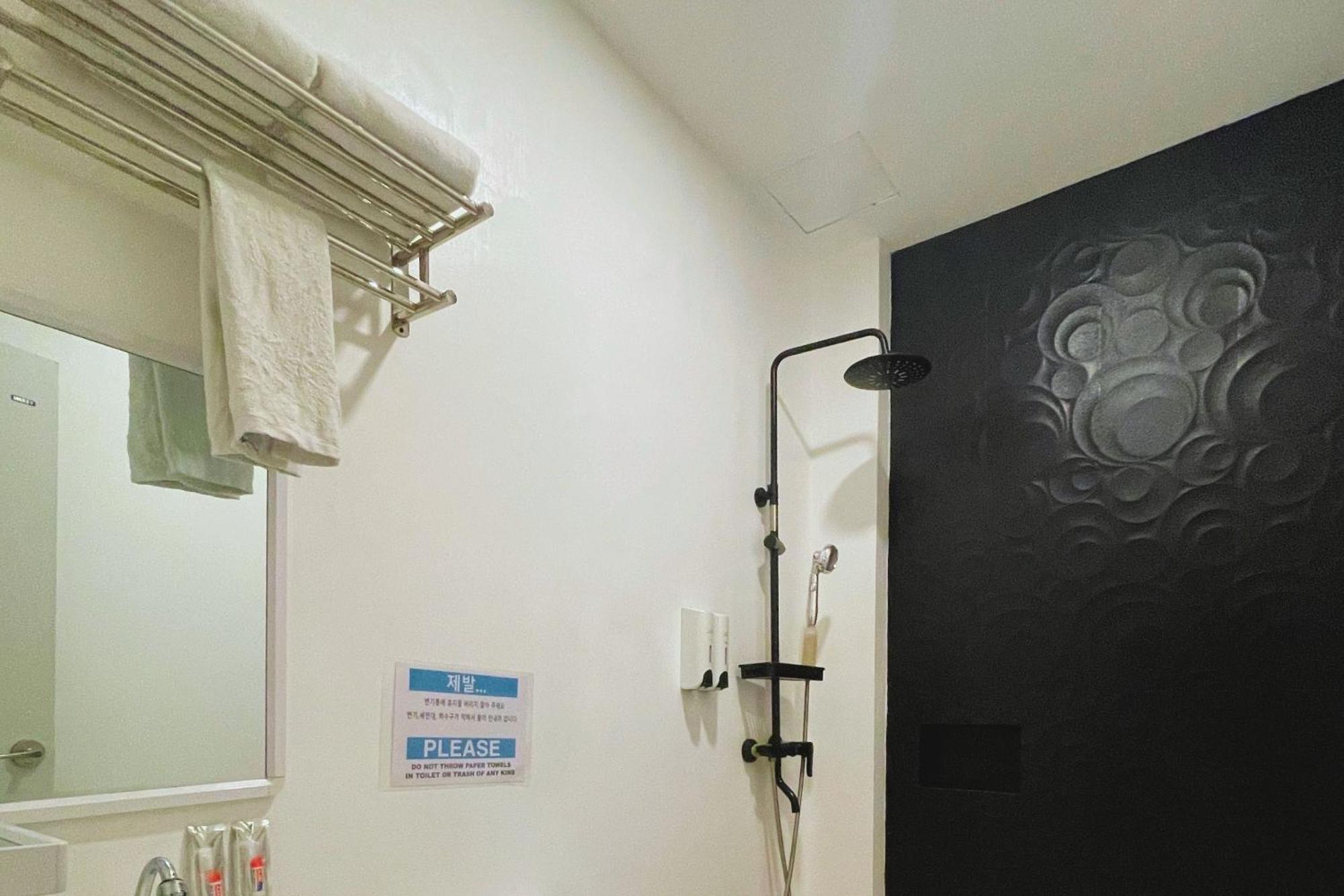 Hotel Halo Angeles City Quarto foto